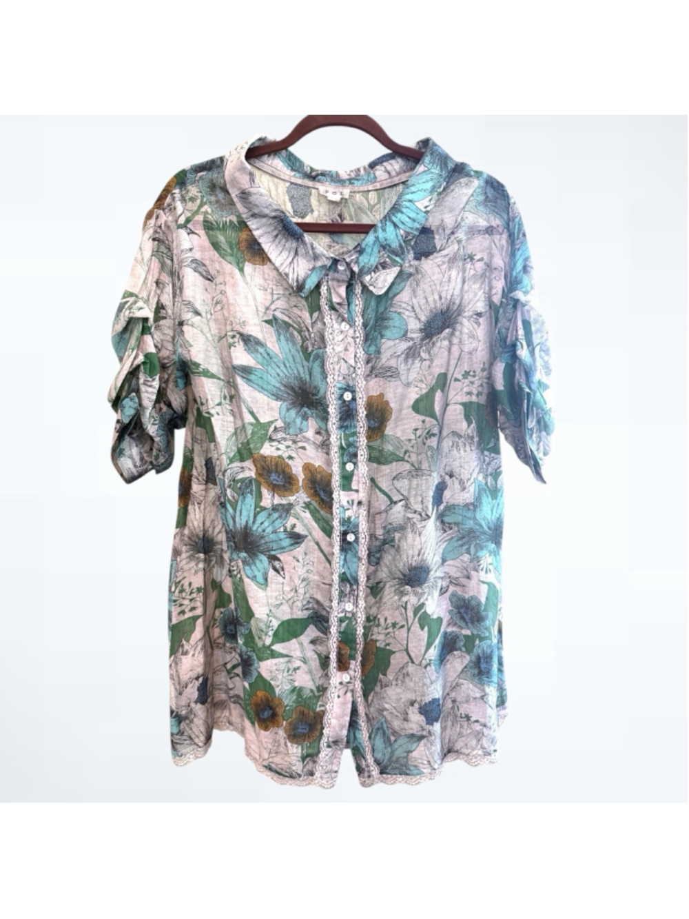 POL Floral Print Semi-Sheer Tunic Blouse Size S/M
